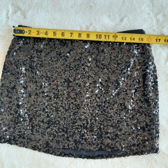 Sequin Black Mini Skirt Womens Size 6 Sparkle Holiday Club Birthday London Jean - Picture 9 of 11